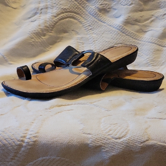 Born Black Leather Sandals - Picture 3 of 4